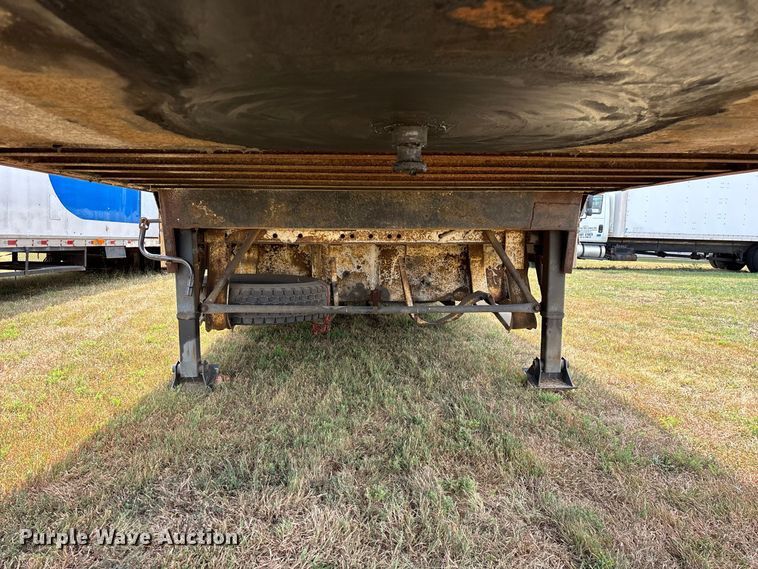 image for item FG0695 1990 Kentucky dry van trailer
