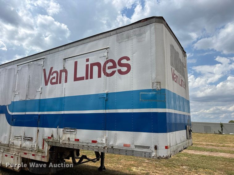 image for item FG0695 1990 Kentucky dry van trailer
