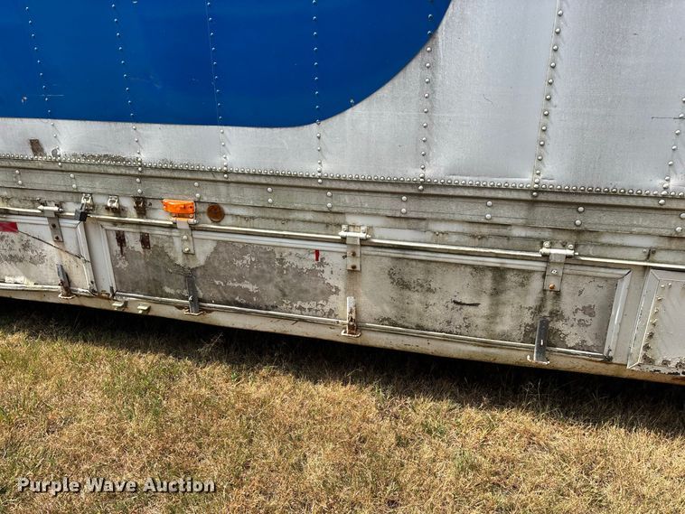 image for item FG0695 1990 Kentucky dry van trailer