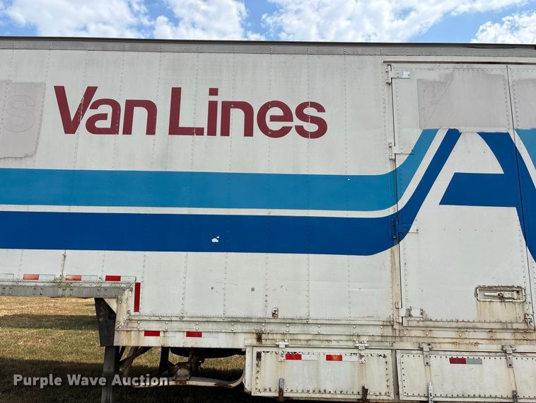 image for item FG0695 1990 Kentucky dry van trailer