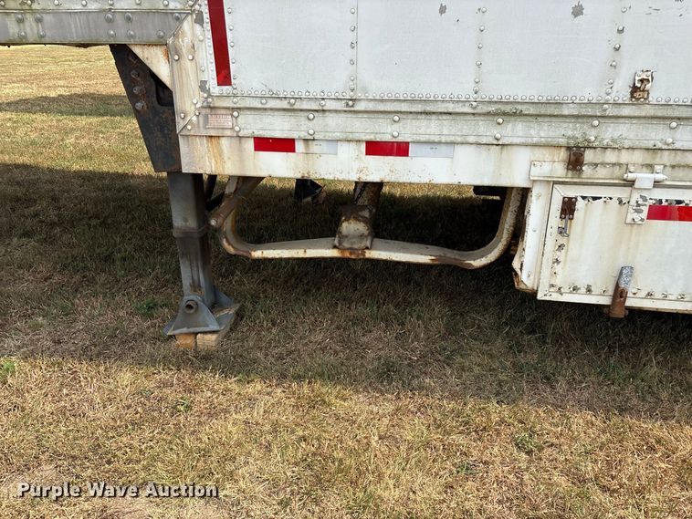 image for item FG0695 1990 Kentucky dry van trailer