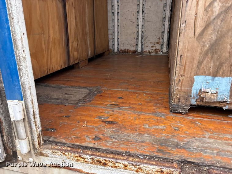 image for item FG0695 1990 Kentucky dry van trailer