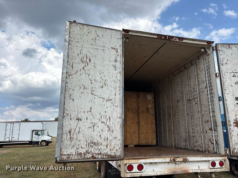 image for item FG0695 1990 Kentucky dry van trailer