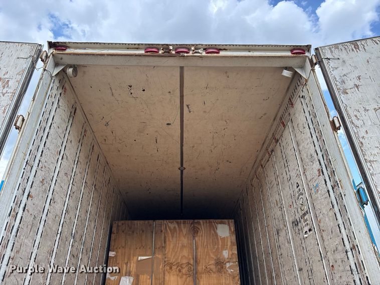 image for item FG0695 1990 Kentucky dry van trailer