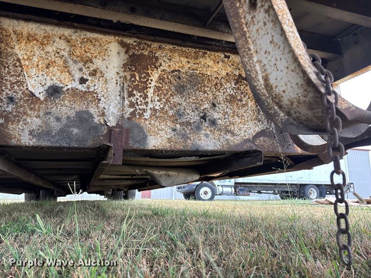 image for item FG0695 1990 Kentucky dry van trailer