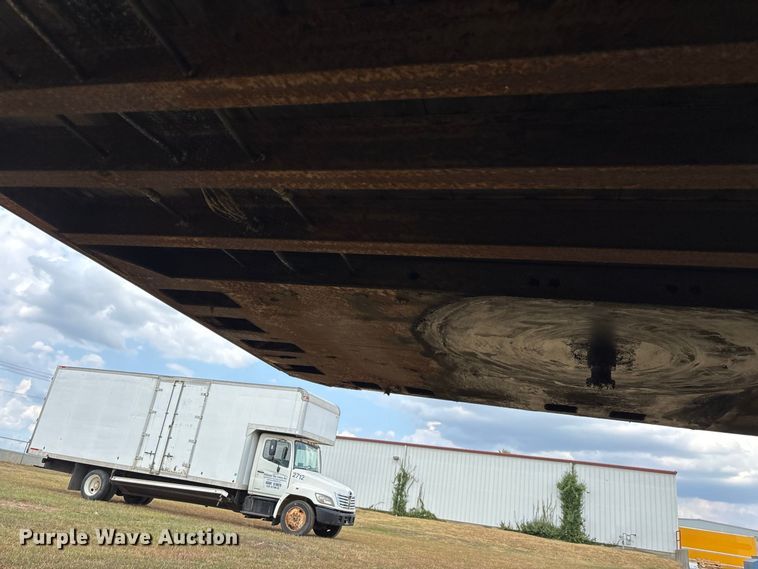 image for item FG0695 1990 Kentucky dry van trailer