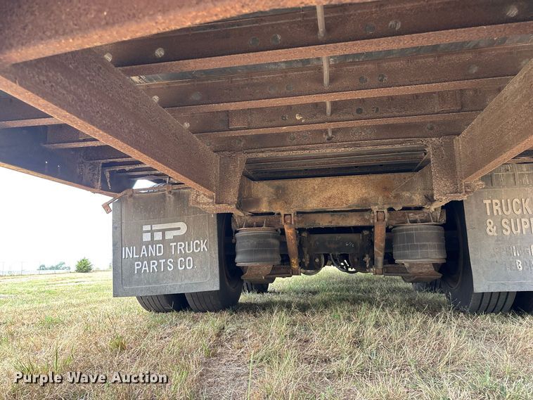image for item FG0695 1990 Kentucky dry van trailer