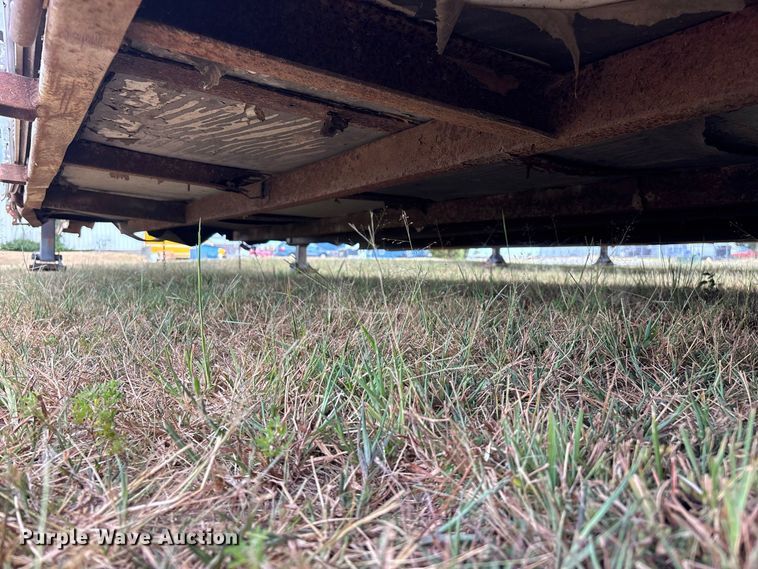 image for item FG0695 1990 Kentucky dry van trailer