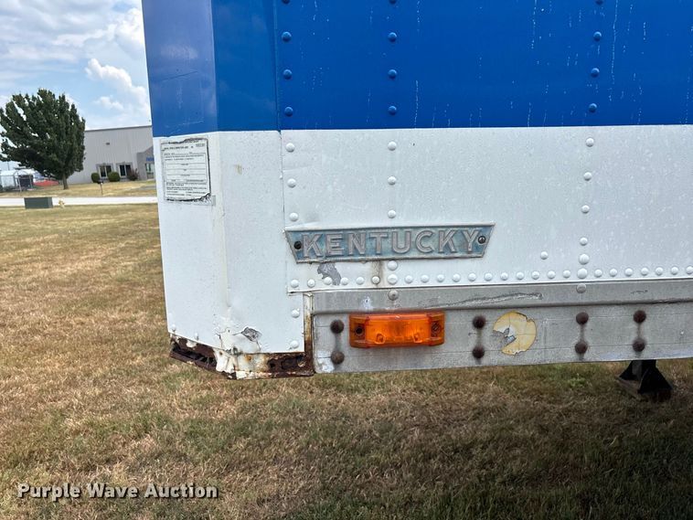 image for item FG0696 1989 Kentucky dry van trailer