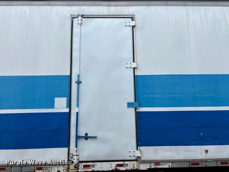 image for item FG0696 1989 Kentucky dry van trailer