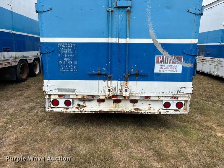 image for item FG0696 1989 Kentucky dry van trailer