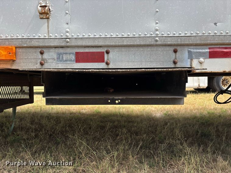 image for item FG0696 1989 Kentucky dry van trailer
