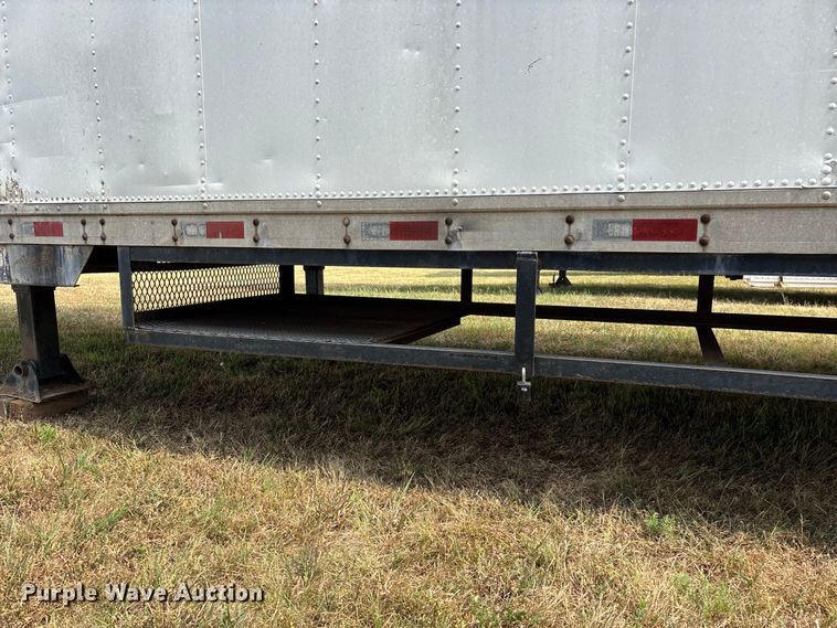 image for item FG0696 1989 Kentucky dry van trailer