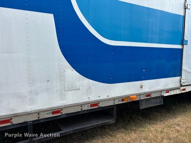 image for item FG0696 1989 Kentucky dry van trailer
