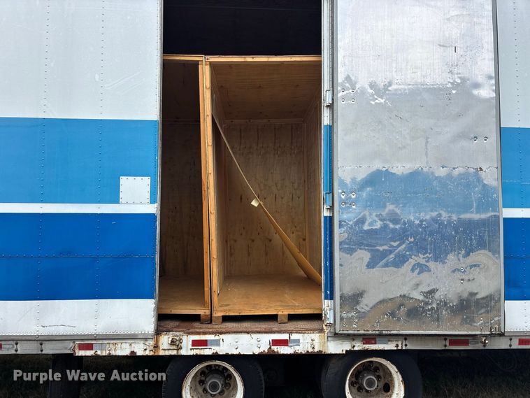 image for item FG0696 1989 Kentucky dry van trailer