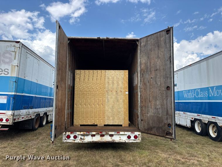 image for item FG0696 1989 Kentucky dry van trailer