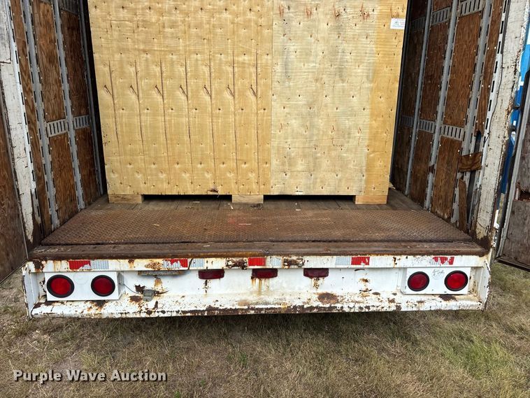 image for item FG0696 1989 Kentucky dry van trailer