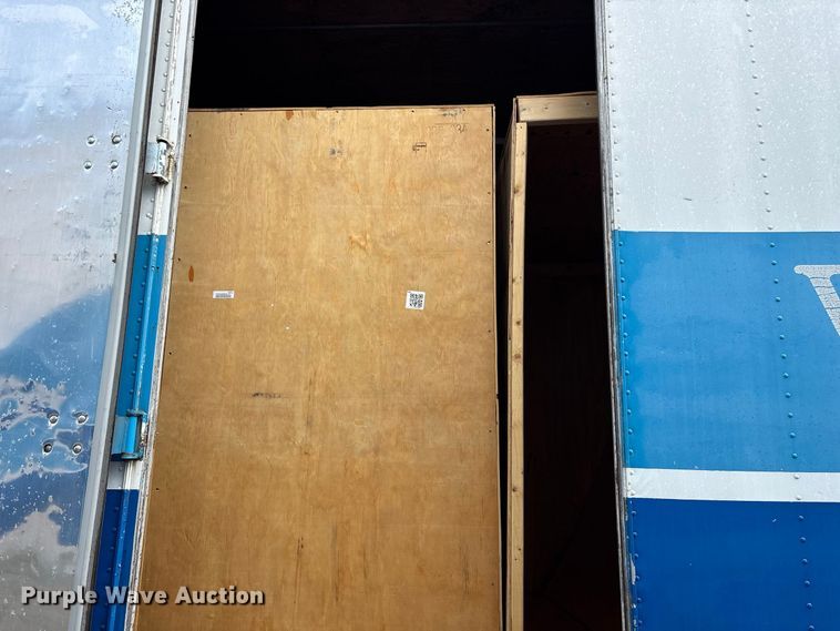 image for item FG0696 1989 Kentucky dry van trailer