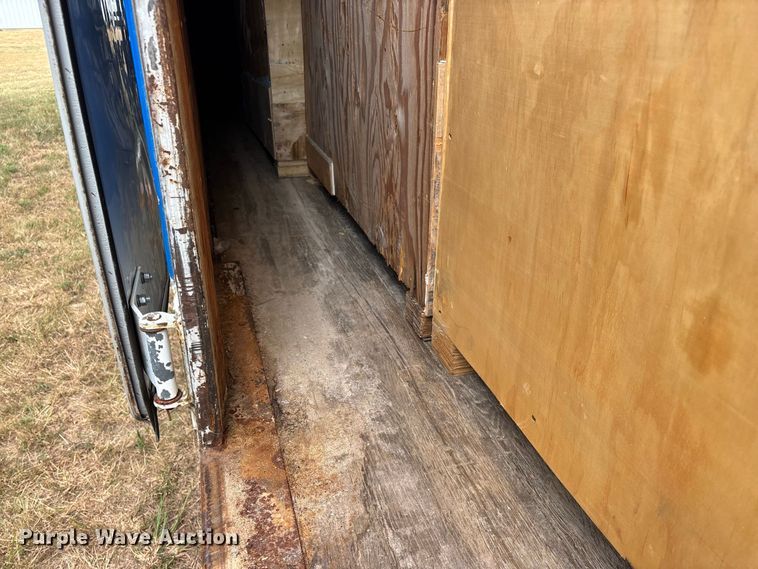 image for item FG0696 1989 Kentucky dry van trailer
