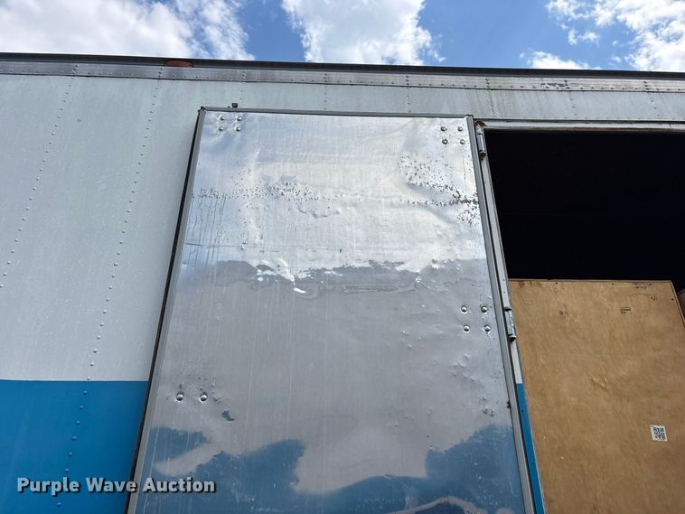 image for item FG0696 1989 Kentucky dry van trailer