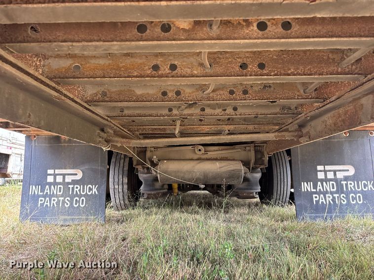 image for item FG0696 1989 Kentucky dry van trailer