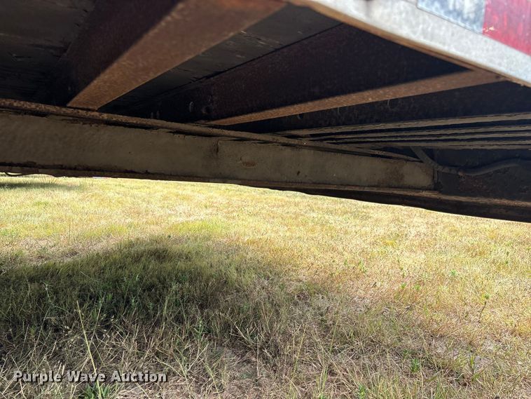 image for item FG0696 1989 Kentucky dry van trailer