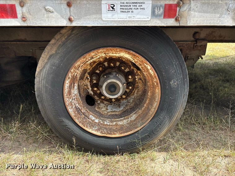 image for item FG0696 1989 Kentucky dry van trailer