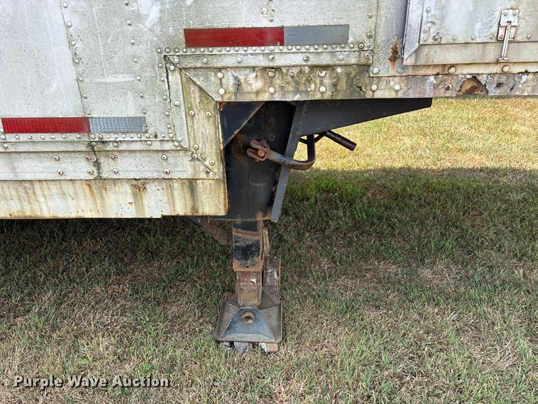 image for item FG0697 1989 Kentucky dry van trailer