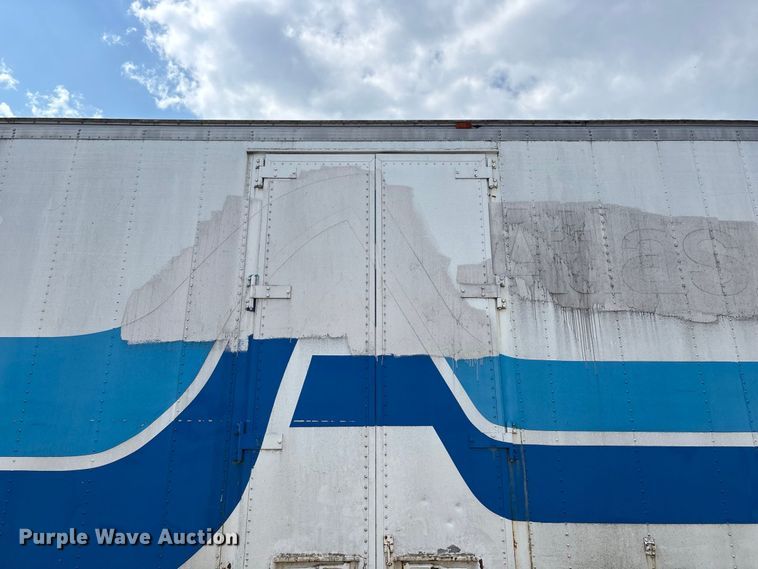 image for item FG0697 1989 Kentucky dry van trailer