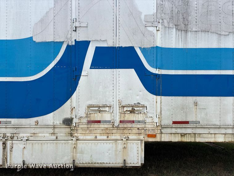 image for item FG0697 1989 Kentucky dry van trailer
