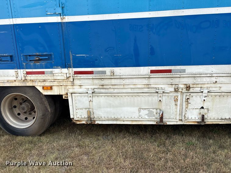 image for item FG0697 1989 Kentucky dry van trailer