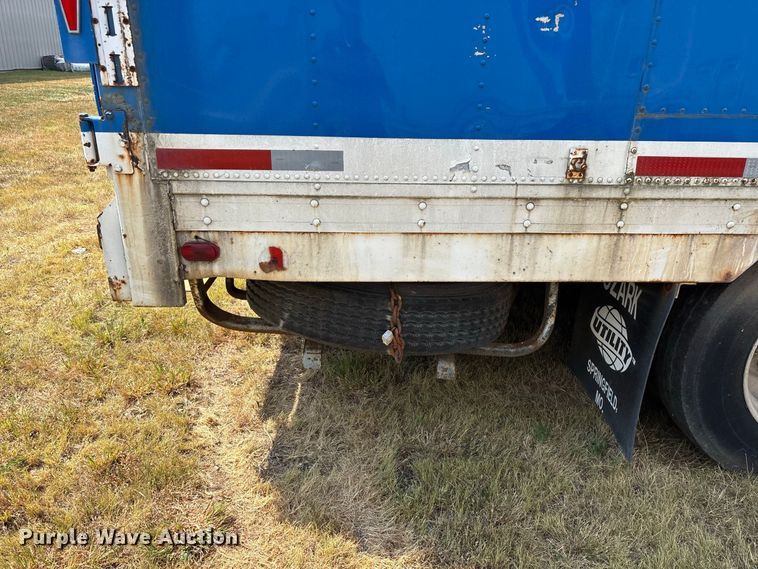 image for item FG0697 1989 Kentucky dry van trailer