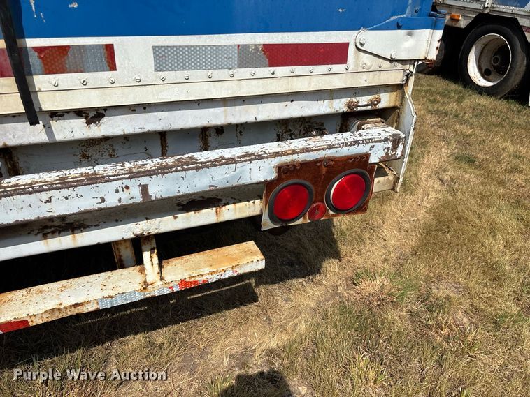 image for item FG0697 1989 Kentucky dry van trailer