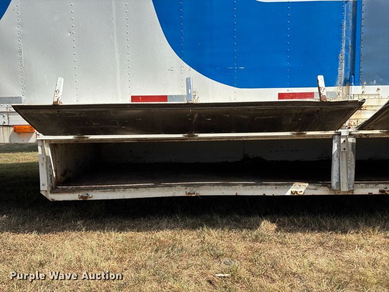 image for item FG0697 1989 Kentucky dry van trailer