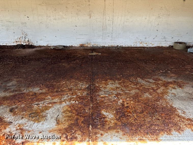 image for item FG0697 1989 Kentucky dry van trailer