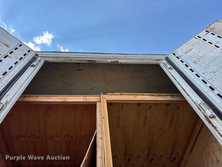 image for item FG0697 1989 Kentucky dry van trailer
