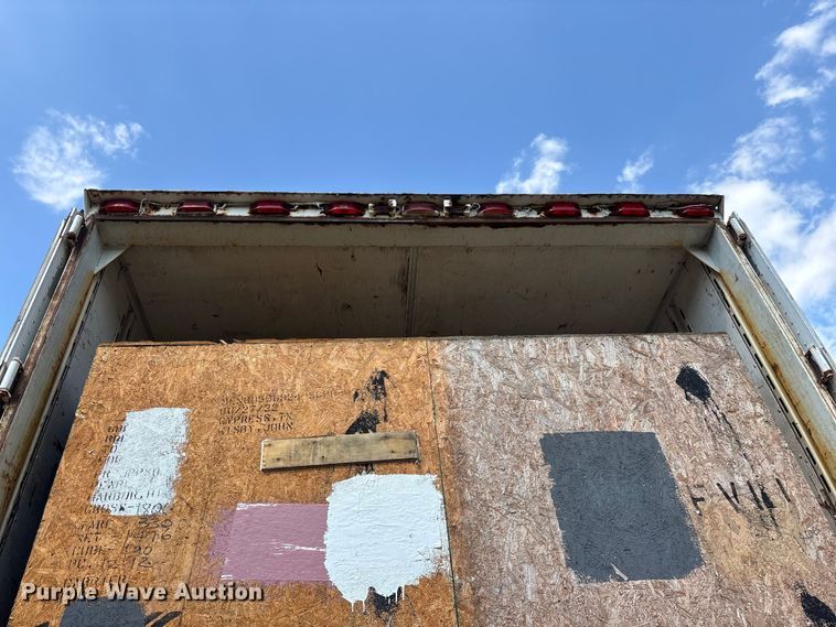 image for item FG0697 1989 Kentucky dry van trailer