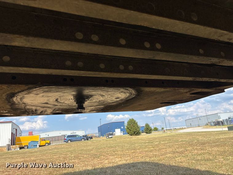 image for item FG0697 1989 Kentucky dry van trailer