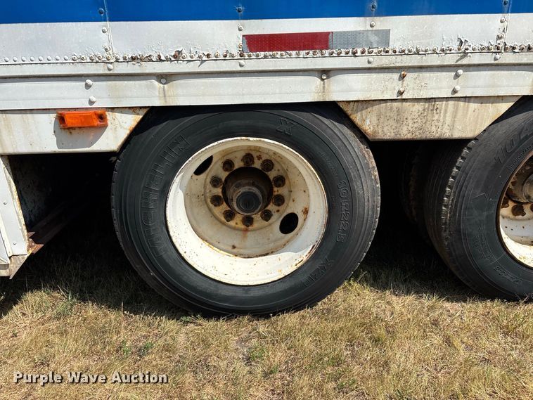 image for item FG0697 1989 Kentucky dry van trailer