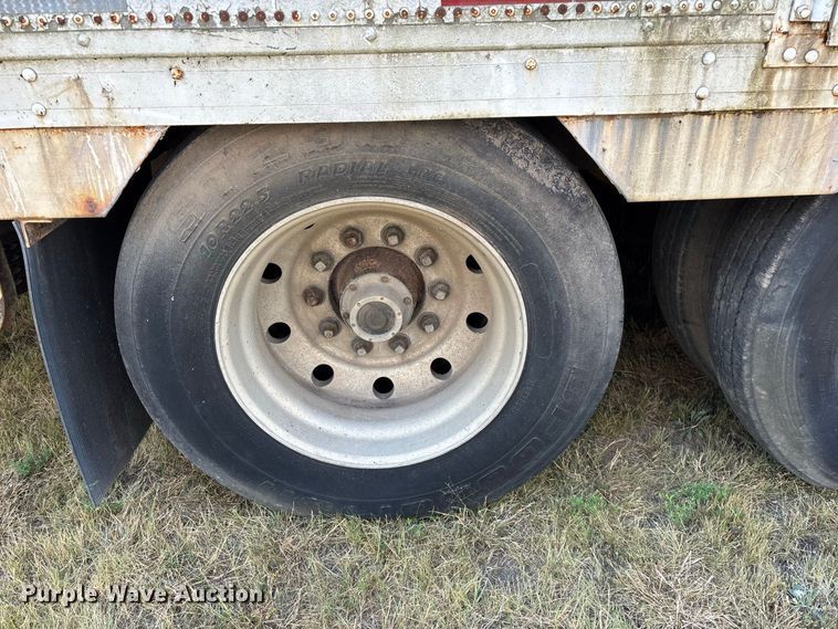 image for item FG0697 1989 Kentucky dry van trailer