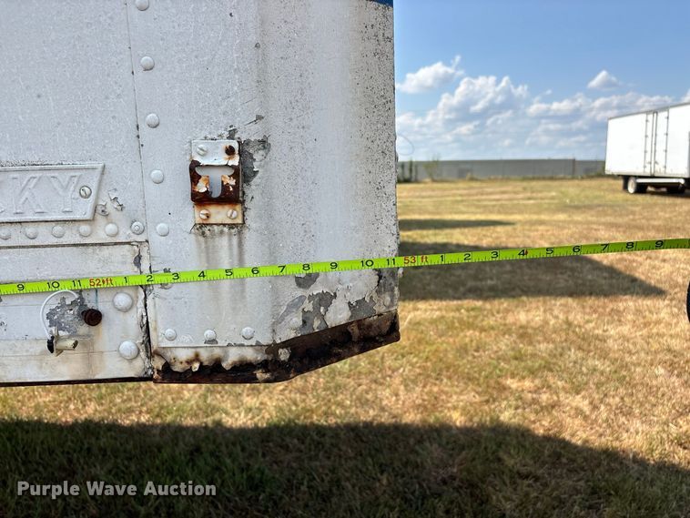 image for item FG0697 1989 Kentucky dry van trailer