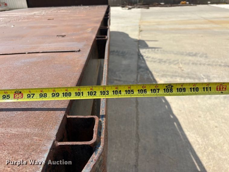 image for item FG0702 1990 International 4900 flatbed truck