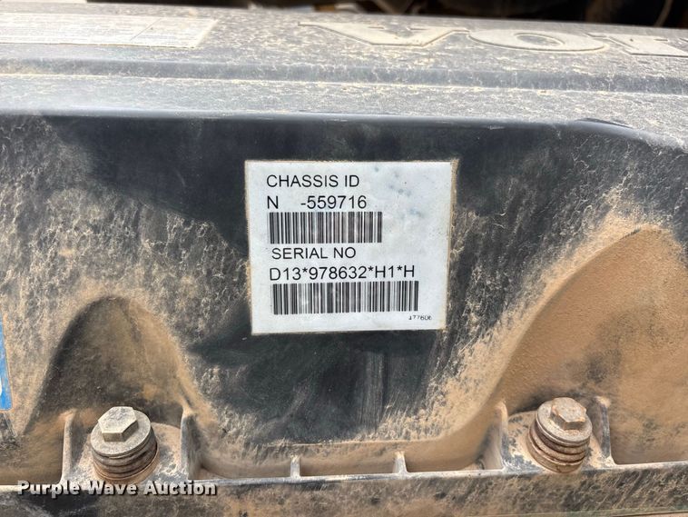 image for item FG0703 2012 Volvo VN semi truck