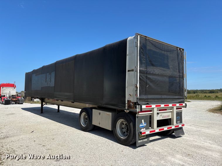 image for item FG0727 2015 Fontaine Revolution 52 conestoga trailer