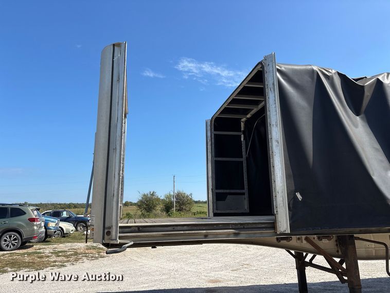 image for item FG0727 2015 Fontaine Revolution 52 conestoga trailer