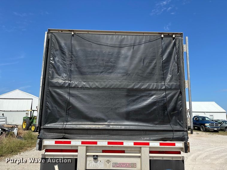 image for item FG0727 2015 Fontaine Revolution 52 conestoga trailer