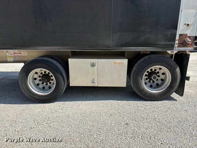 image for item FG0727 2015 Fontaine Revolution 52 conestoga trailer