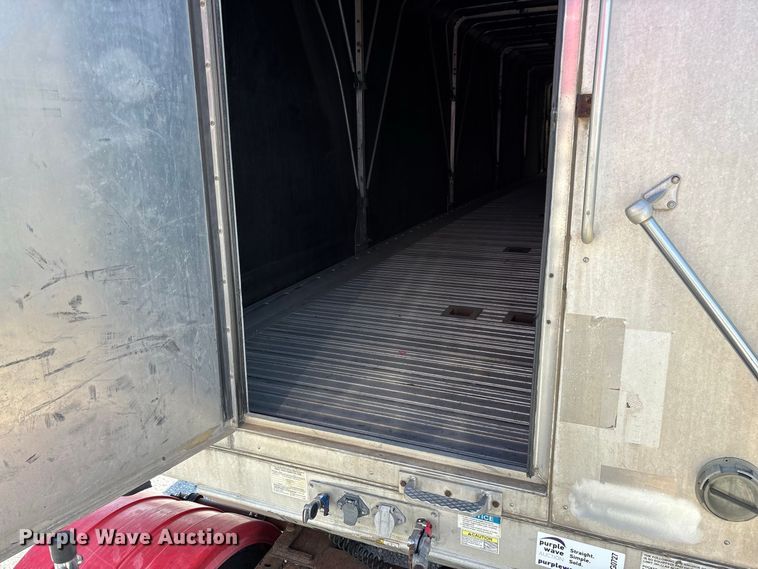 image for item FG0727 2015 Fontaine Revolution 52 conestoga trailer