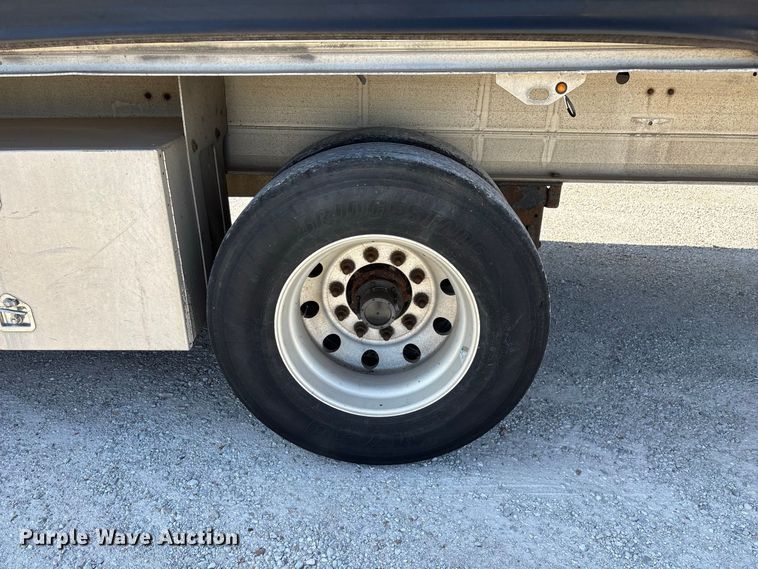 image for item FG0727 2015 Fontaine Revolution 52 conestoga trailer