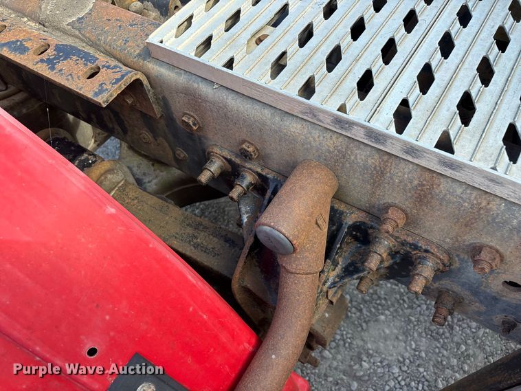 image for item FG0728 1999 Mack CH613 semi truck